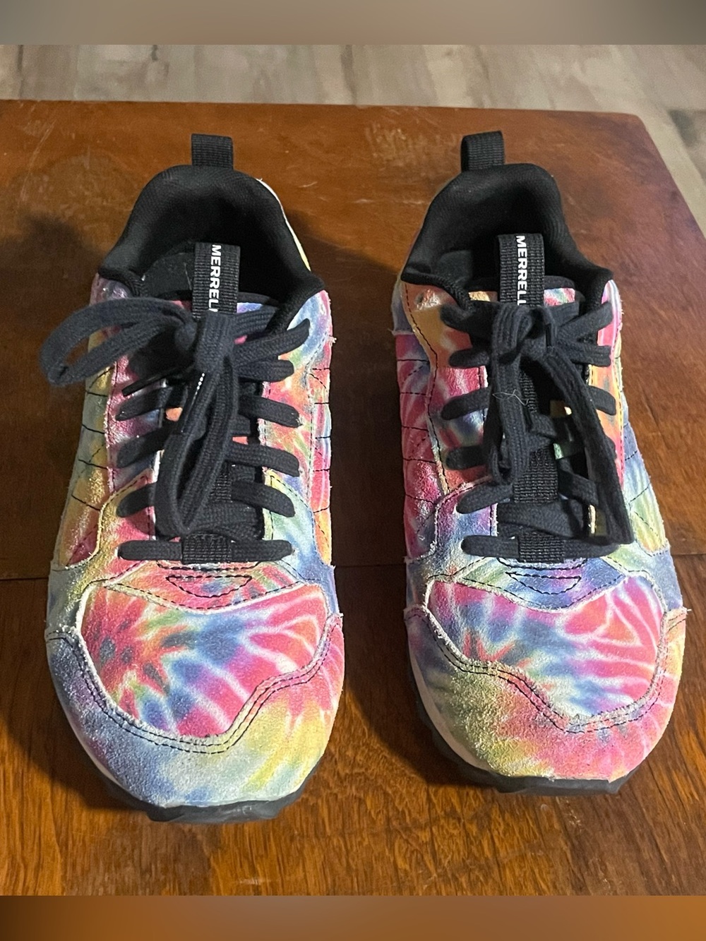 Limited Edition Merrell Alpine Tie-Dye Suede Sneakers with Black Accents - Picture 2 of 6